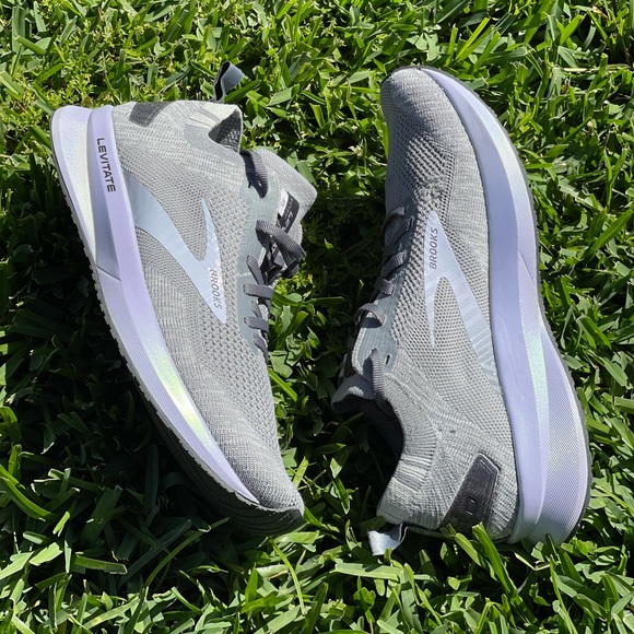BROOKS Levitate 4 Running shoes Sz  8.5 - Picture 7 of 16